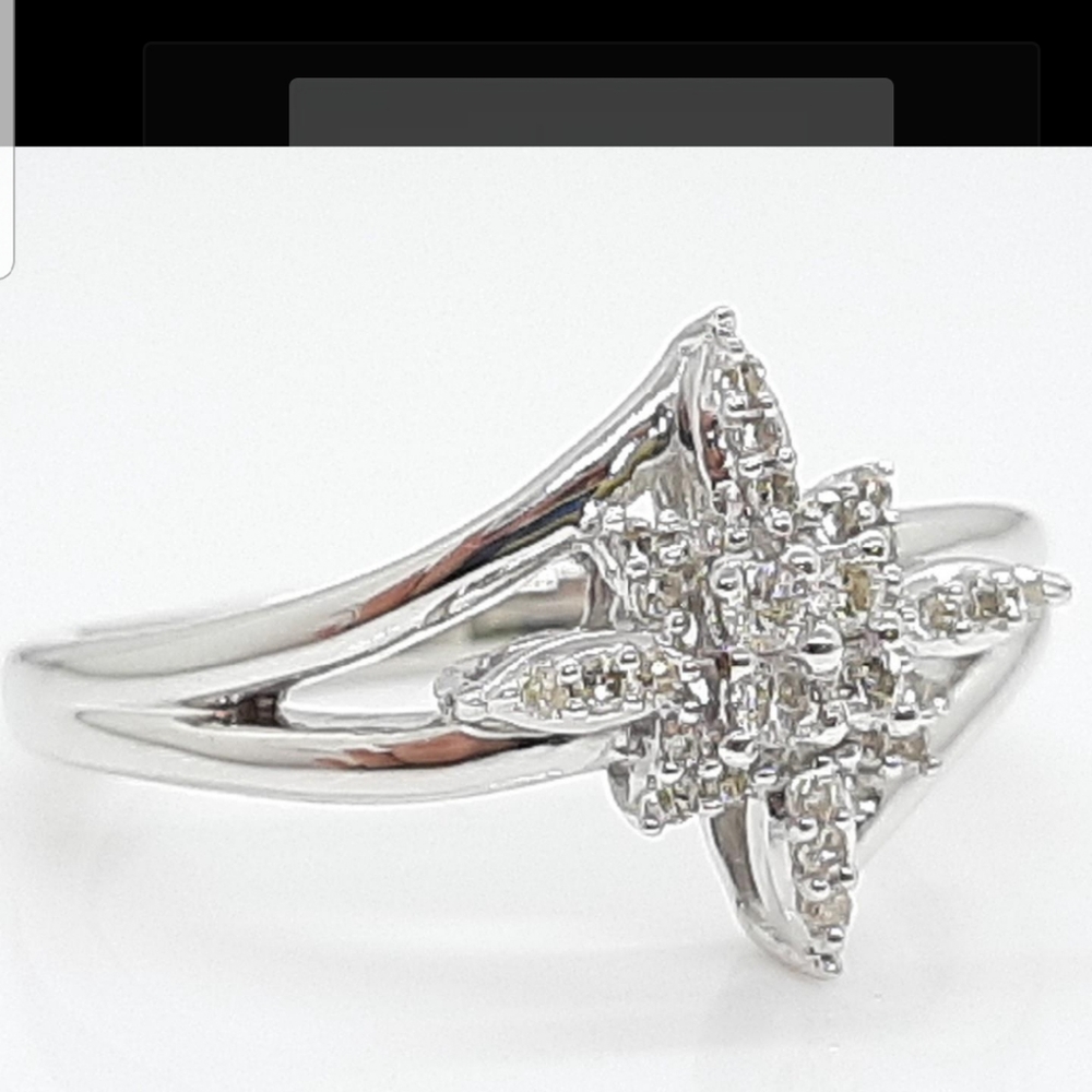 Diamond Cluster Ring - Picture 13 of 16
